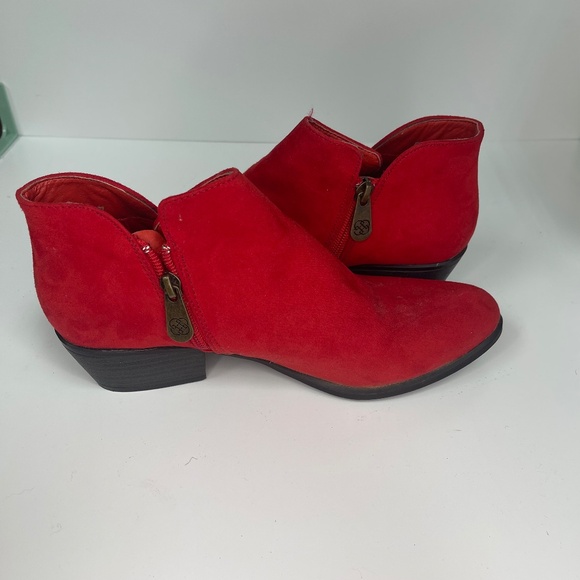 Daisy Fuentes Red Suede Low Heel Ankle Booties for Women | Chic Slip-On Style - Picture 3 of 7